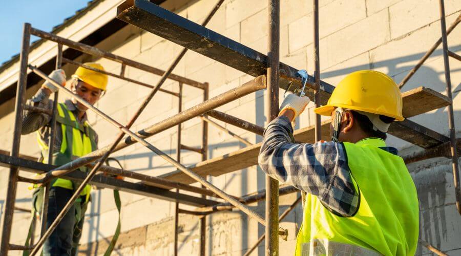 Professional residential roofers in Salina, UT